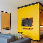 Cityden Zuidas Aparthotel 4*