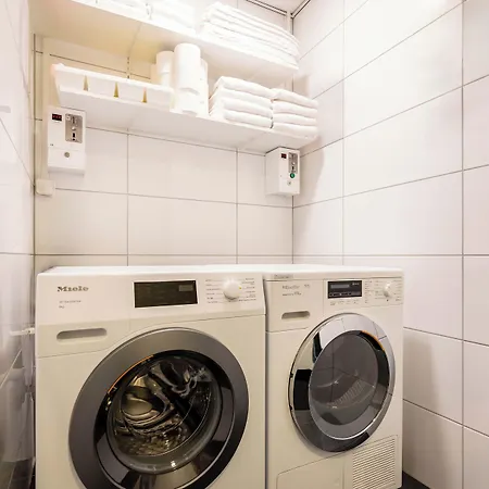 Cityden Zuidas Aparthotel 4*