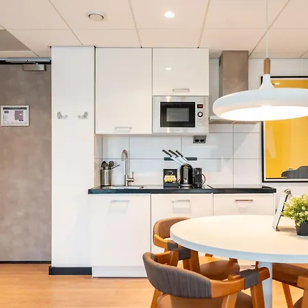 Aparthotel Cityden Zuidas 4*