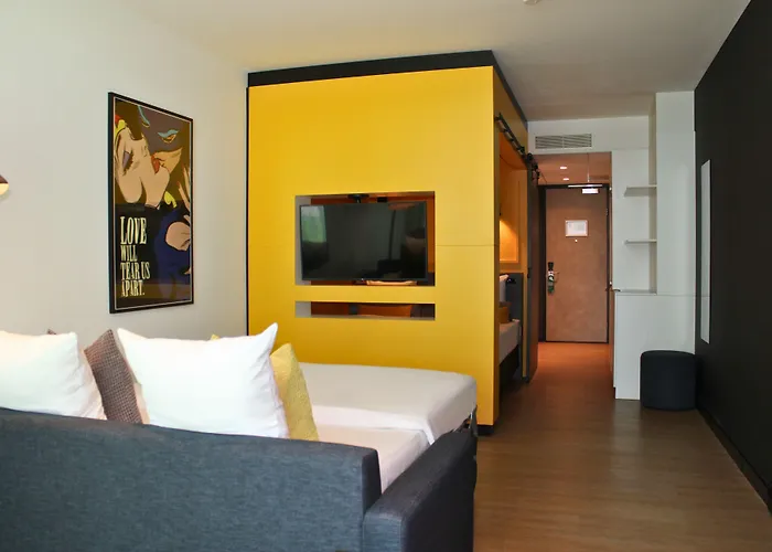 Cityden Zuidas Aparthotel 4*